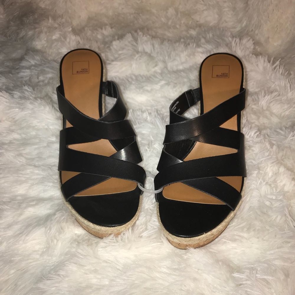14th & Union Sandals